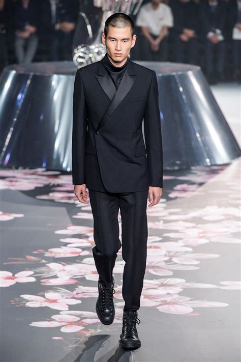 dior suits 2019